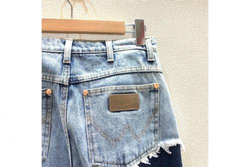 デニムパンツのレディース