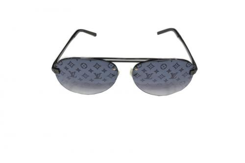 LOUIS VUITTON 　のルイ ヴィトン　