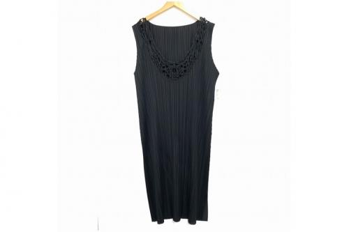 PLEATS PLEASEのプリーツプリーズ