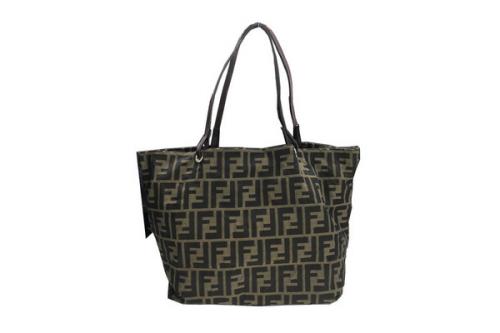 フェンディのトートバッグ