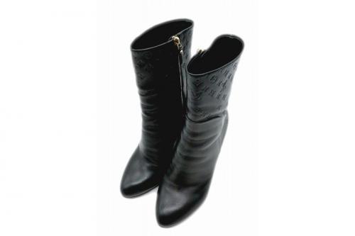 LOUIS VUITTON 　のルイ ヴィトン　