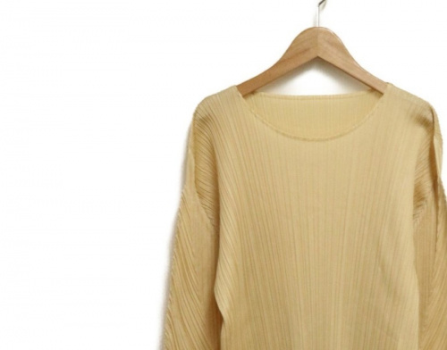 ドメスティックブランドのPLEATS PLEASE