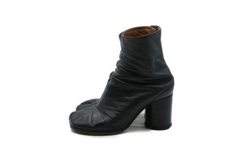 メゾンマルジェラのシューズ