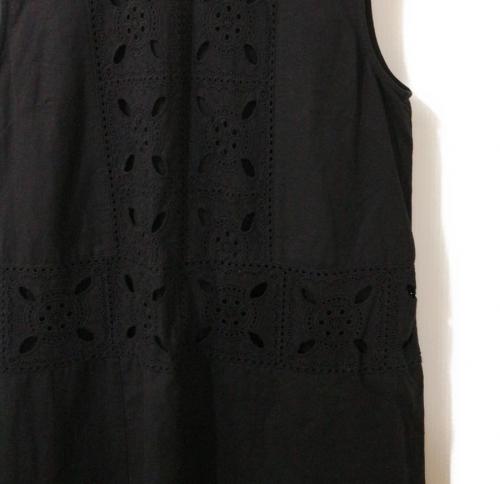 カットワークのワンピース