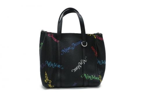 MARC JACOBSのマークジェイコブス