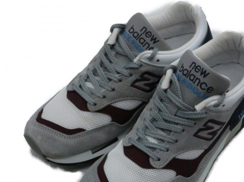 スポーツブランドのNEW BALANCE