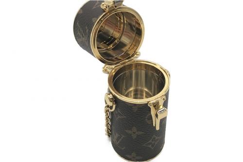 ルイ ヴィトン　の財布