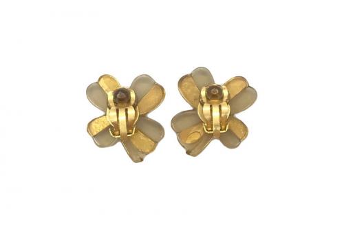 シャネルのヴィンテージフラワーココマークイヤリング