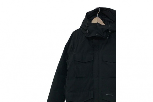 アウトドアブランドのCANADA GOOSE