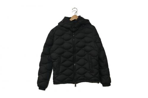 MONCLERのモンクレール