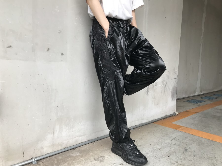 doublet 20SS CHAOS EMBROIDERY TRACKPANTS