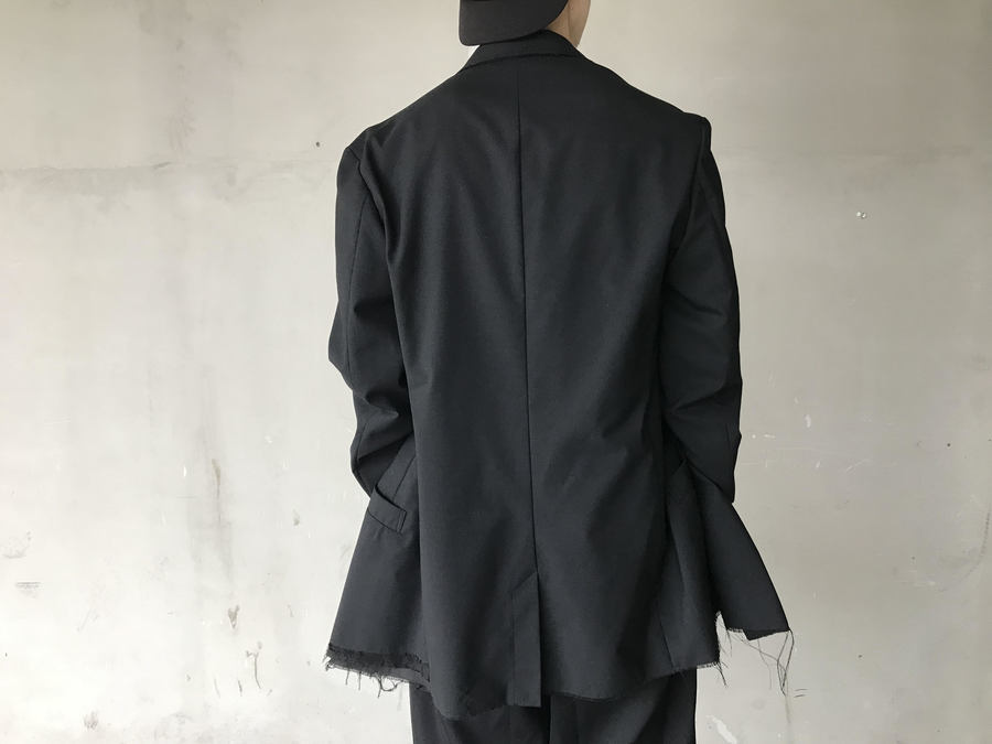 s'yte by yohji yamamoto/サイト バイ ヨウジヤマモト】よりカットオフ