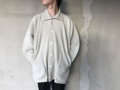 中古・古着通販】ISSEY MIYAKE (イッセイミヤケ) プリーツシャツ 中古・古着通販】ISSEY MIYAKE (イッセイミヤケ) プリーツシャツ