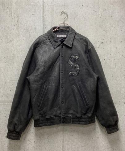 「ストリートブランドのSUPREME 」