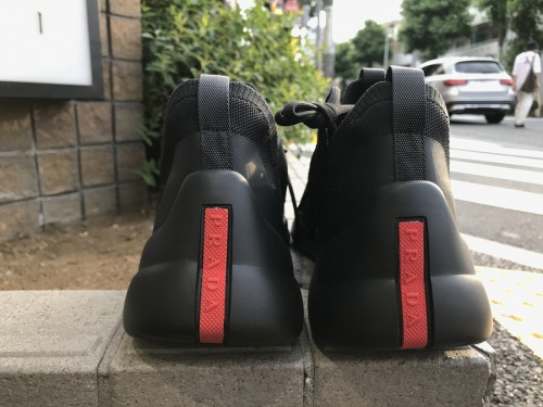 スニーカーのメンズ