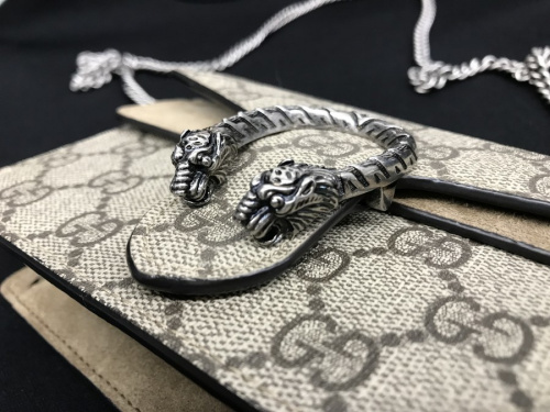 財布のレディース