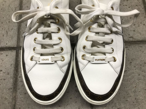 ルイ ヴィトンのステラーラインスニーカー