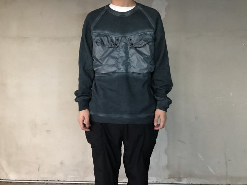 シーピーカンパニーのフロントポケットコーティングスウェット