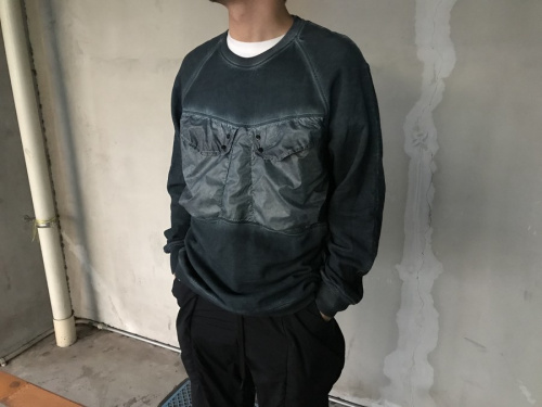 フロントポケットコーティングスウェット