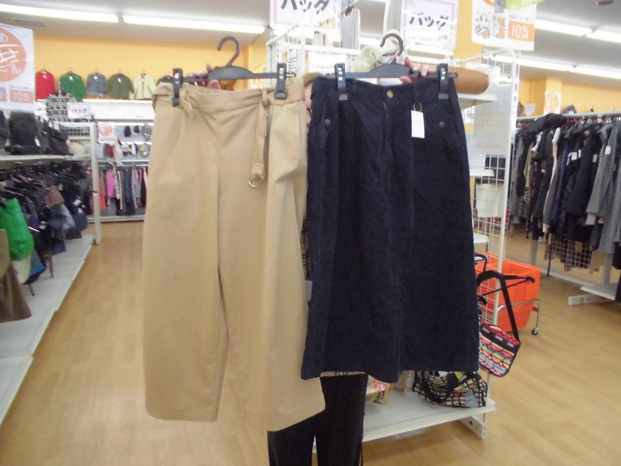 売り尽くしセール】レディース秋冬パンツ・スカート大量半額
