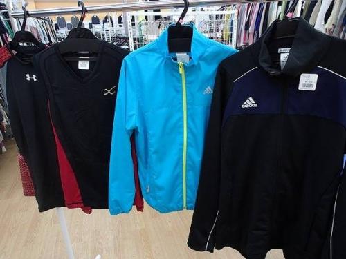 スポーツウェアの古着