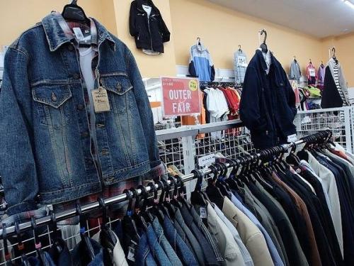 古着のアウトレット