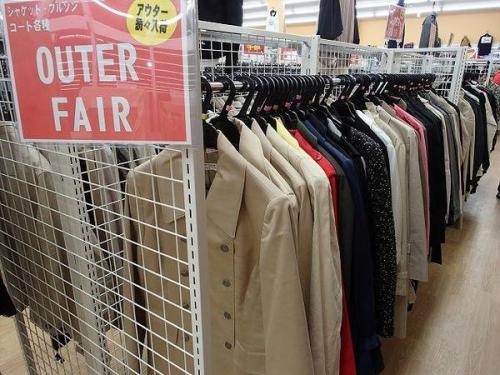 アウトレットのコート
