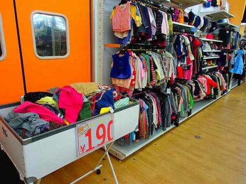 古着のアウトレット