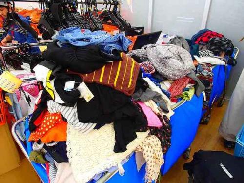 古着のアウトレット