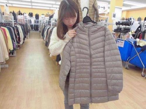 激安古着屋のSECONDHANDSHOP