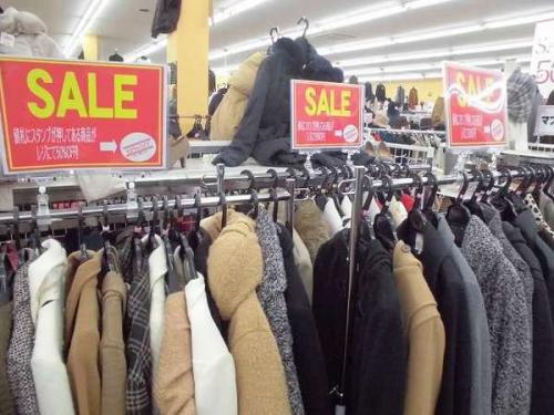 激安古着屋のSECONDHANDSHOP