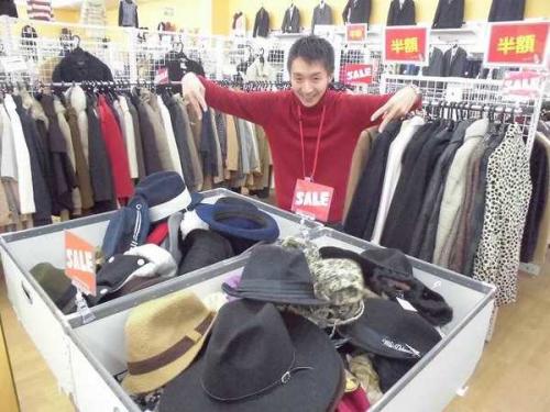 激安古着屋のSECONDHANDSHOP