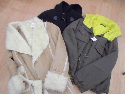 買取の激安古着屋