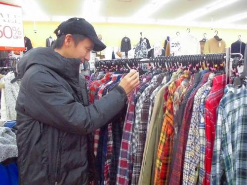 激安古着屋のSECONDHANDSHOP