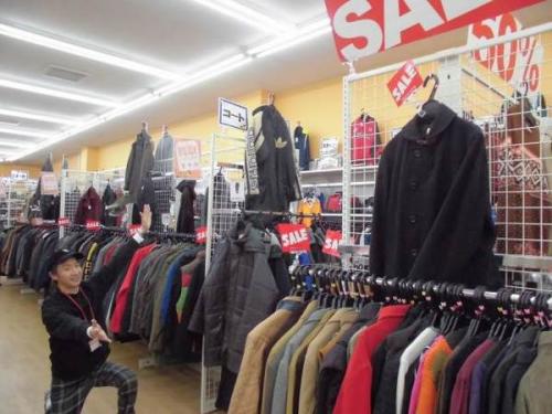 激安古着屋のSECONDHANDSHOP