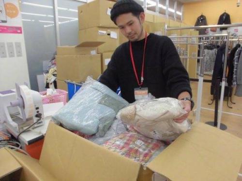 買取の激安古着屋