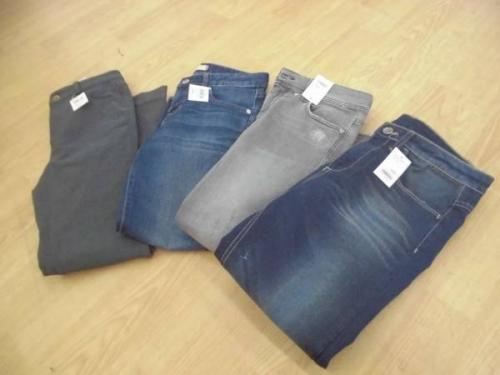 激安古着屋のSECONDHANDSHOP