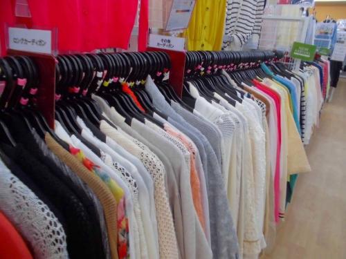激安古着屋のSECONDHANDSHOP