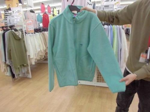 激安古着屋のSECONDHANDSHOP