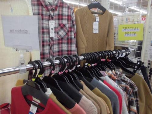 激安古着屋の安い　　　　古着