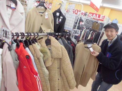 セールの古着 安い