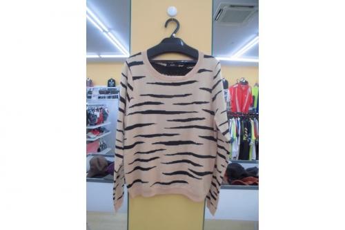 激安古着屋の古着　　　　　　安い