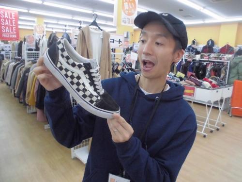 激安古着屋の古着