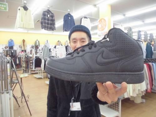 激安古着屋の古着