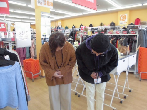 激安古着屋の古着