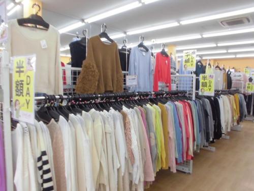 ニットのアウター