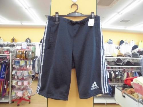 adidasのアディダス