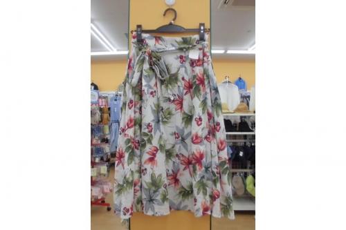 春物のスカート