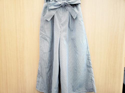 パンツのボトムス