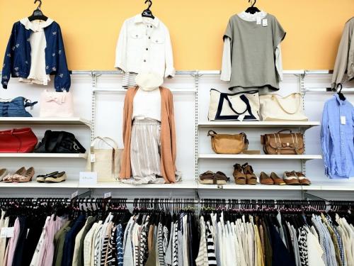 サマンサモスモス